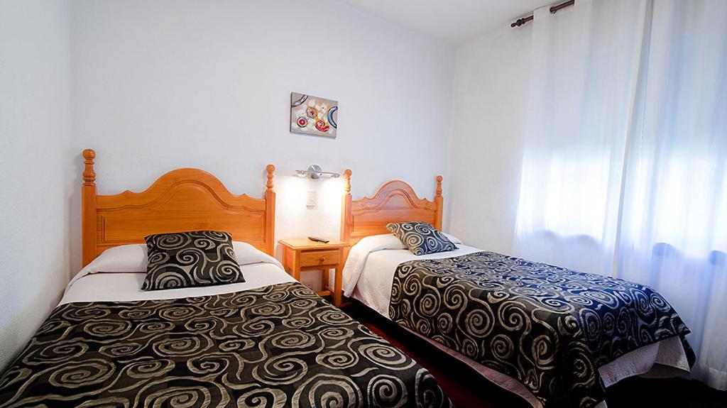 Hotel La Rambla Biescas  Exterior photo